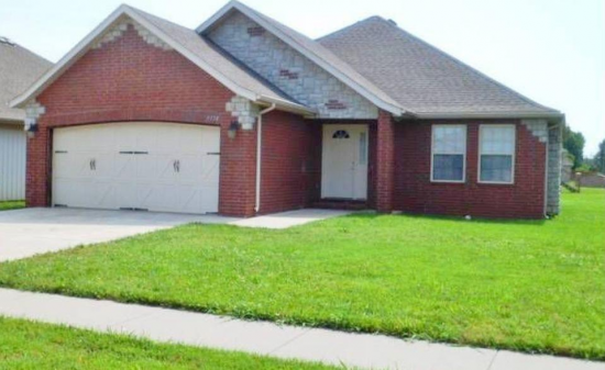Photo of 1115 S Brown, Springfield, MO 65804