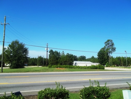 Photo of 1826 S Main St, Atmore, AL 36502