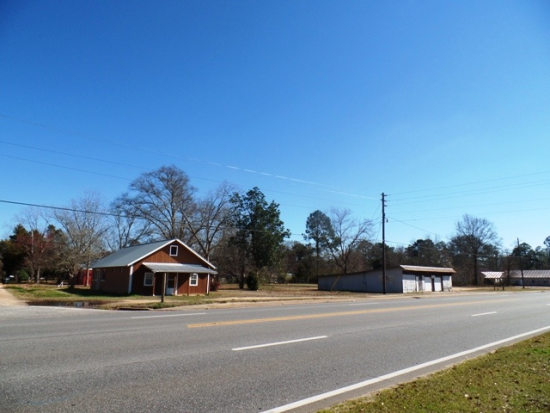 Photo of 1010 N Main St, Atmore, AL 36502