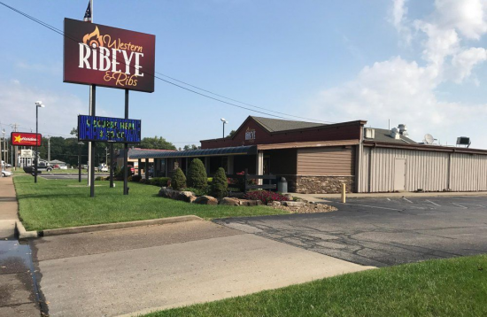 Photo of 1401 N Boeke Rd, Evansville, IN 47711