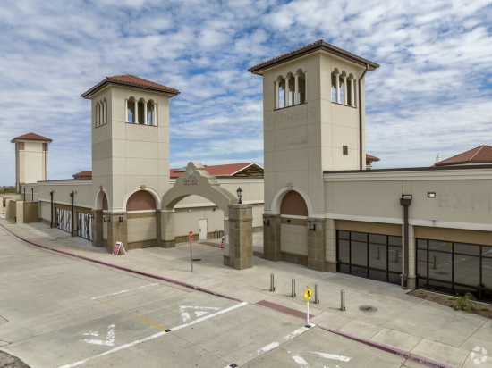 Photo of 500 N IH 69, Corpus Christi, TX 78380