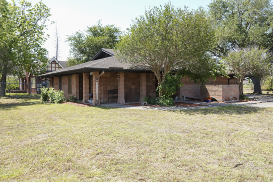 Photo of 4115 Up River Rd, Corpus Christi, TX 78408