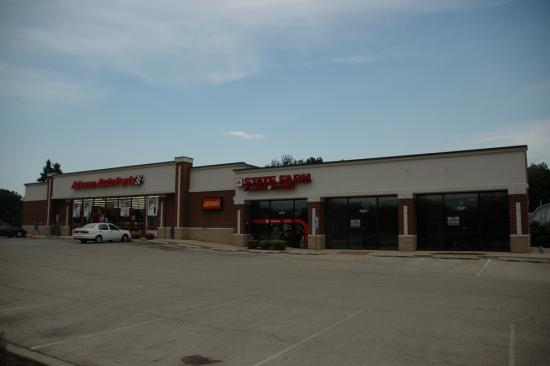 Photo of 1881 Larkin Ave - 1881 Larkin Street, Elgin, IL 60123